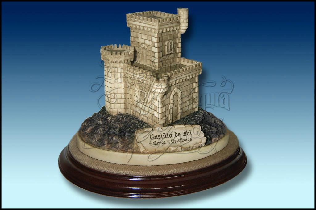 REPRODUCCION CASTILLO DE IBI FIESTAS DE MOROS Y CRISTIANOS