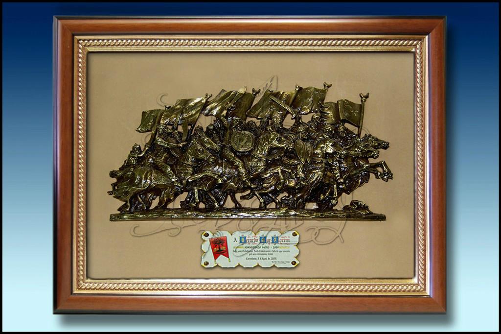 GALOPADA ARABE O MORA EN BAJORRELIEVE ENMARCADA EN BRONCE