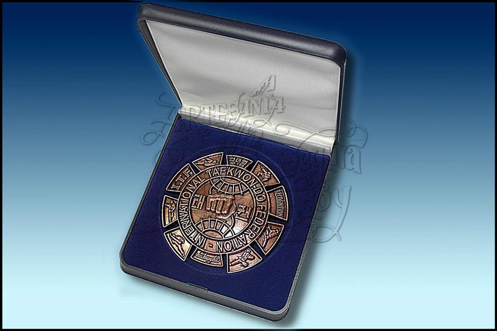 MEDALLA GENERAL CHOI FEDERACION TAEKWON-DO ITTAF 