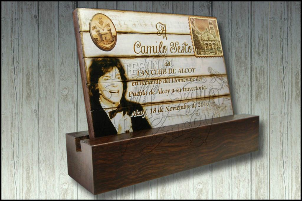 PLACA CONMEMORATIVA DE SOBREMESA DE MADERA, ESTILO VINTAGE