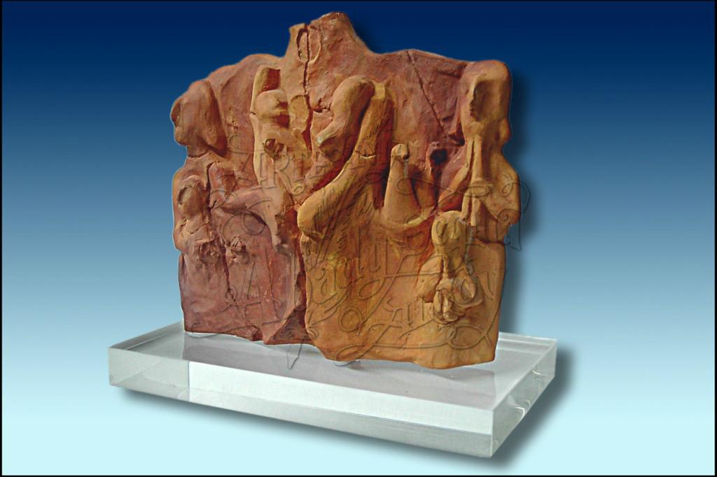 REPRODUCCION DE LA FIGURA DEESA MARE DE ALCOY