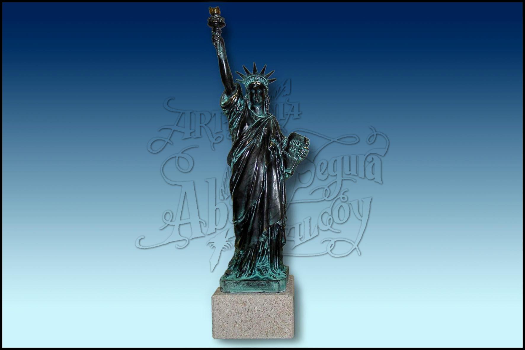 REPRODUCCION DE LA ESTATUA DE LA LIBERTAT EN BRONCE
